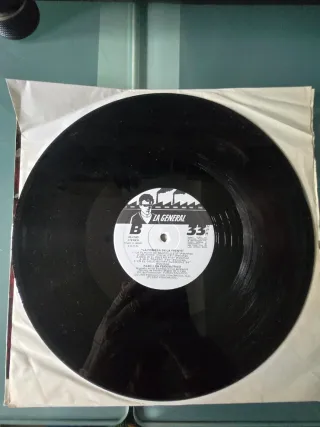 Pabellón Psiquiátrico - La Primera en la Frente