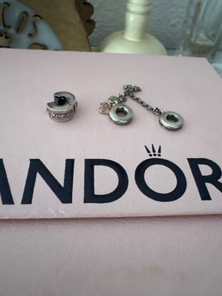 Pandora Pulsera y Charms