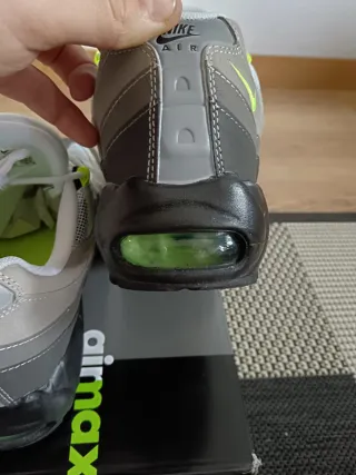 Nike Air Max 95 Gris y Verde