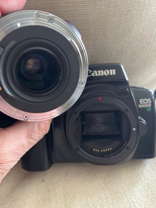 Camara reflex de carrete Canon EOS 1000F N