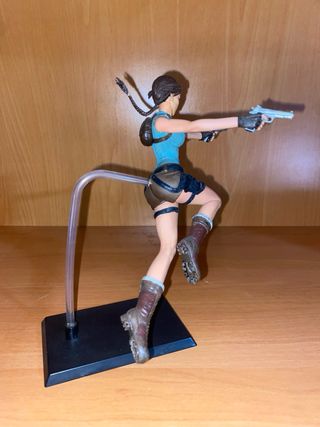 Figura Lara Croft Neca