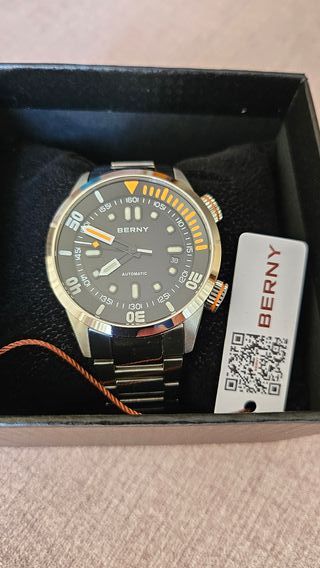 Reloj Berny AM339 Automático Negro y Plateado
