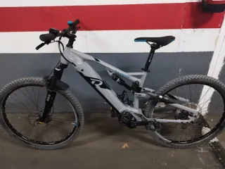 Bicicleta Montaña Eléctrica