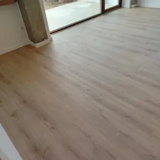 Instalación y Reparacions de Suelos Vinílicos, Spc
