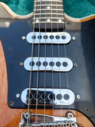 Guitarra Brian May BMG Queen