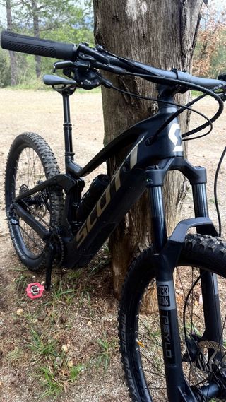 Bicicleta Scott eRide Genius 910 Carbono