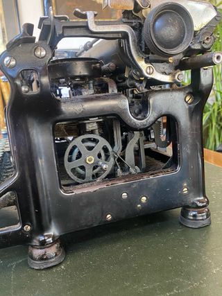 Máquina de escribir Underwood antigua