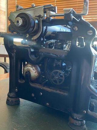 Máquina de escribir Underwood antigua