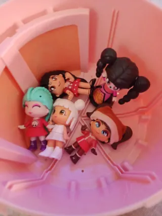 Cabeza Pinypon con 5 muñecas