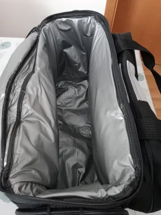 Bolsa picnic BENETTON / nevera - ESTRENAR