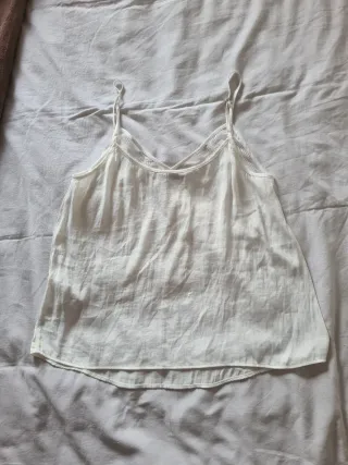 Top tirantes Stradivarius blanco talla M