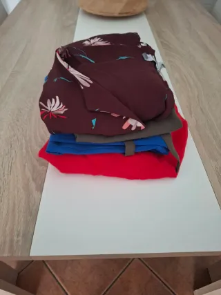 Lote Corte Inglés: 2 Pantalones y 2 Vestidos