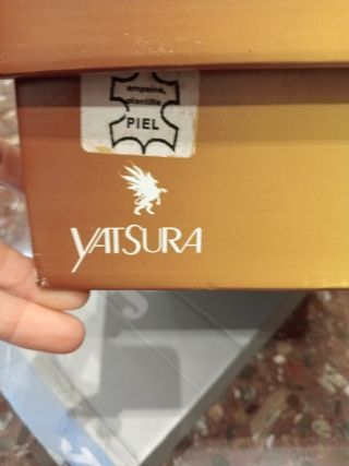 Botas de vestir negras y marrones