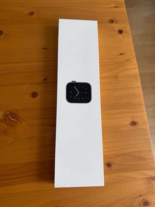 Apple Watch SE 44mm Space Gray