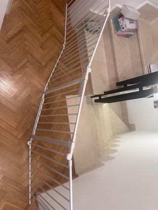 Valla de seguridad para escaleras