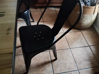 Tavolo Industriale e 6 Sedie