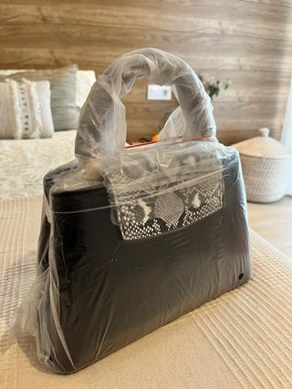 Bolso Negro y Multicolor