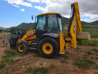 Retroexcavadora JCB 3CX-4T SM Plus