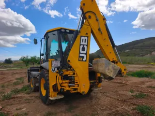 Retroexcavadora JCB 3CX-4T SM Plus