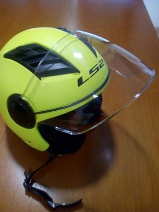 Casco Moto Amarillo LS2 con Visera