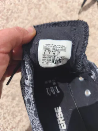 Zapatillas Converse calaveras