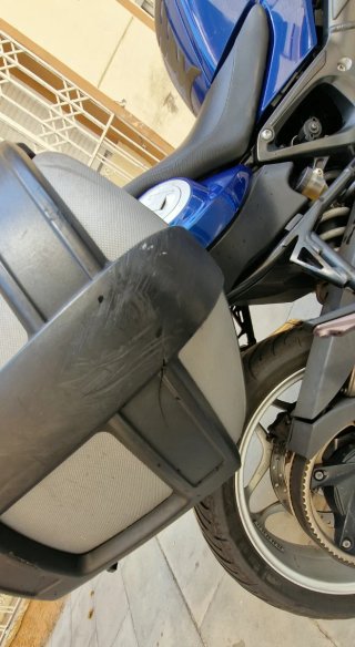 BMW F800ST Azul con Maletas Originales