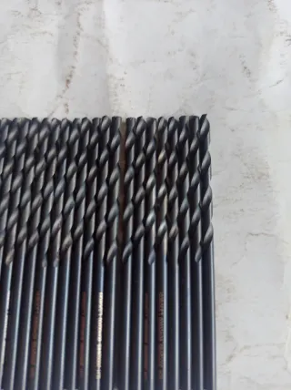 Lote de brocas para metal