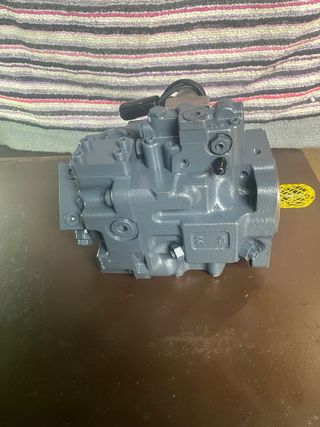 Bomba Hidráulica Komatsu Nueva