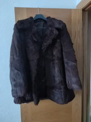 Chaquetón de pelo marrón