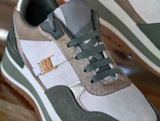 Zapatillas casual mujer beige y verde