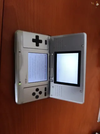 Nintendo DS Plata