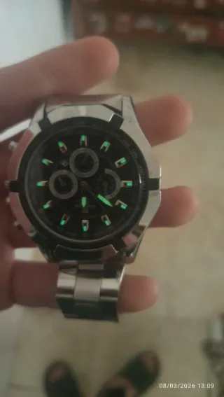 Reloj Cronógrafo Negro y Plateado