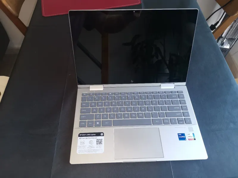 HP Envy x360 14-es0033dx Convertible afbeelding 4