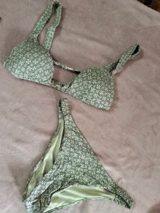 Conjunto de bikinis y shorts de verano