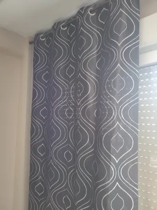 2 Cortinas negras y plata con ojales