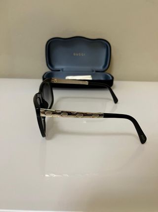 Occhiali Emilio Pucci con custodia Gucci