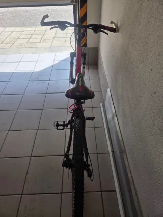 Bicicleta B-PRO M200