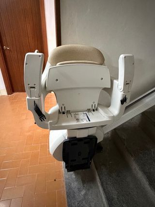 Silla salvaescaleras seminueva