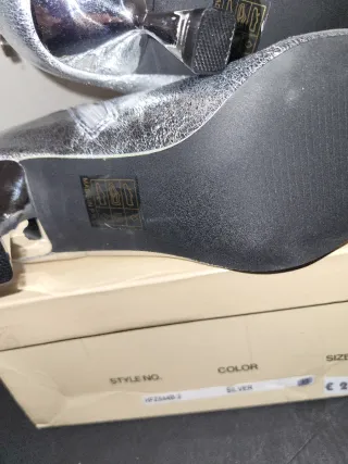 Stivali argento tacco 5cm M57