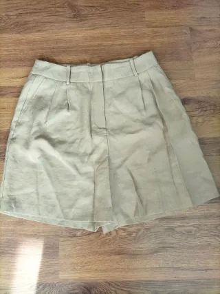 Pantalón corto beige