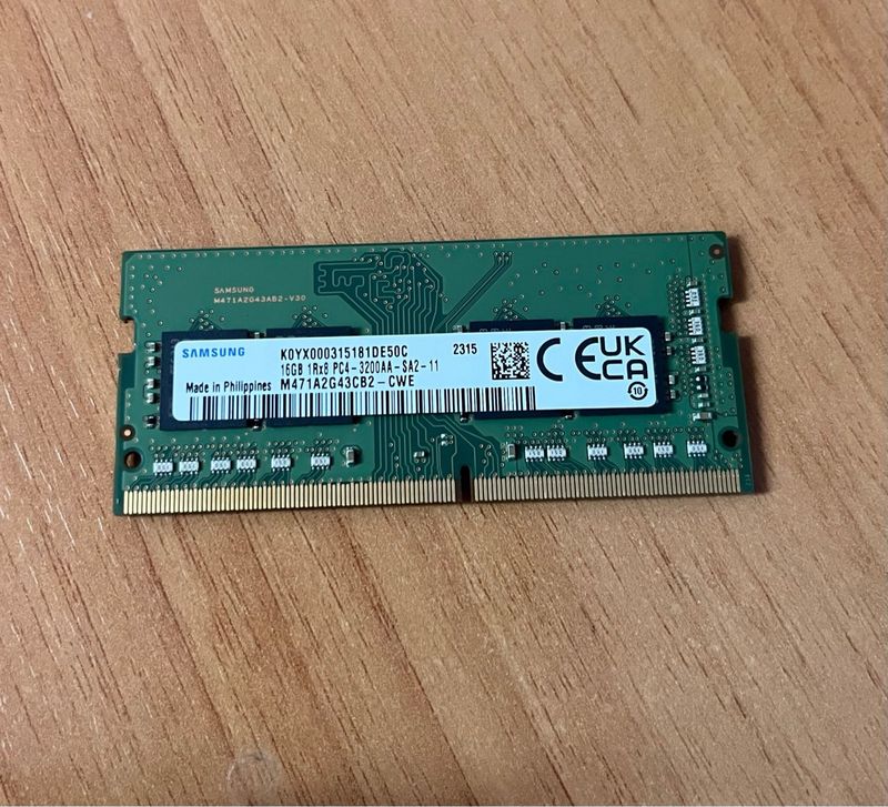 Memoria RAM Samsung 16GB DDR4