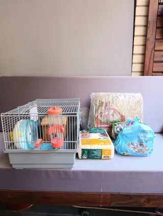 JAULA PARA HAMSTER CON ACCESORIOS