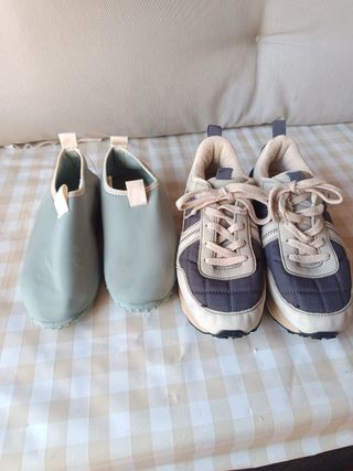 Zapatillas deportivas beige y grises talla 35