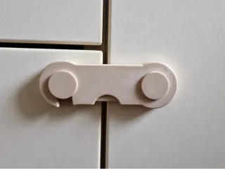 Cierres de seguridad para armarios y cajones