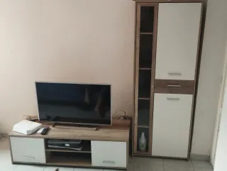 Mueble TV con vitrina y bar