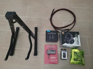 Guitarra Squier by Fender HSS LRL Negra