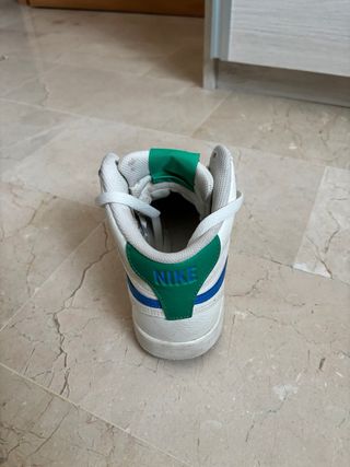 Zapatillas Nike Court Vision Mid
