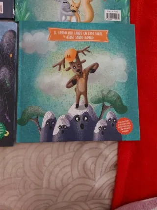 Son 4 libros. Los títulos se encuentran en fotos.