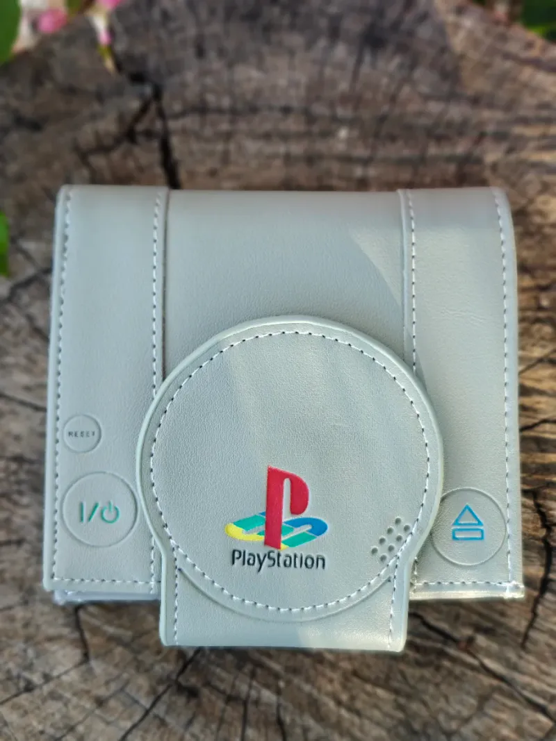 Cartera PlayStation, Nueva precintada.