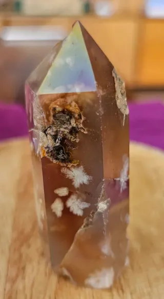 Punta de Cuarzo Aura Arcoíris